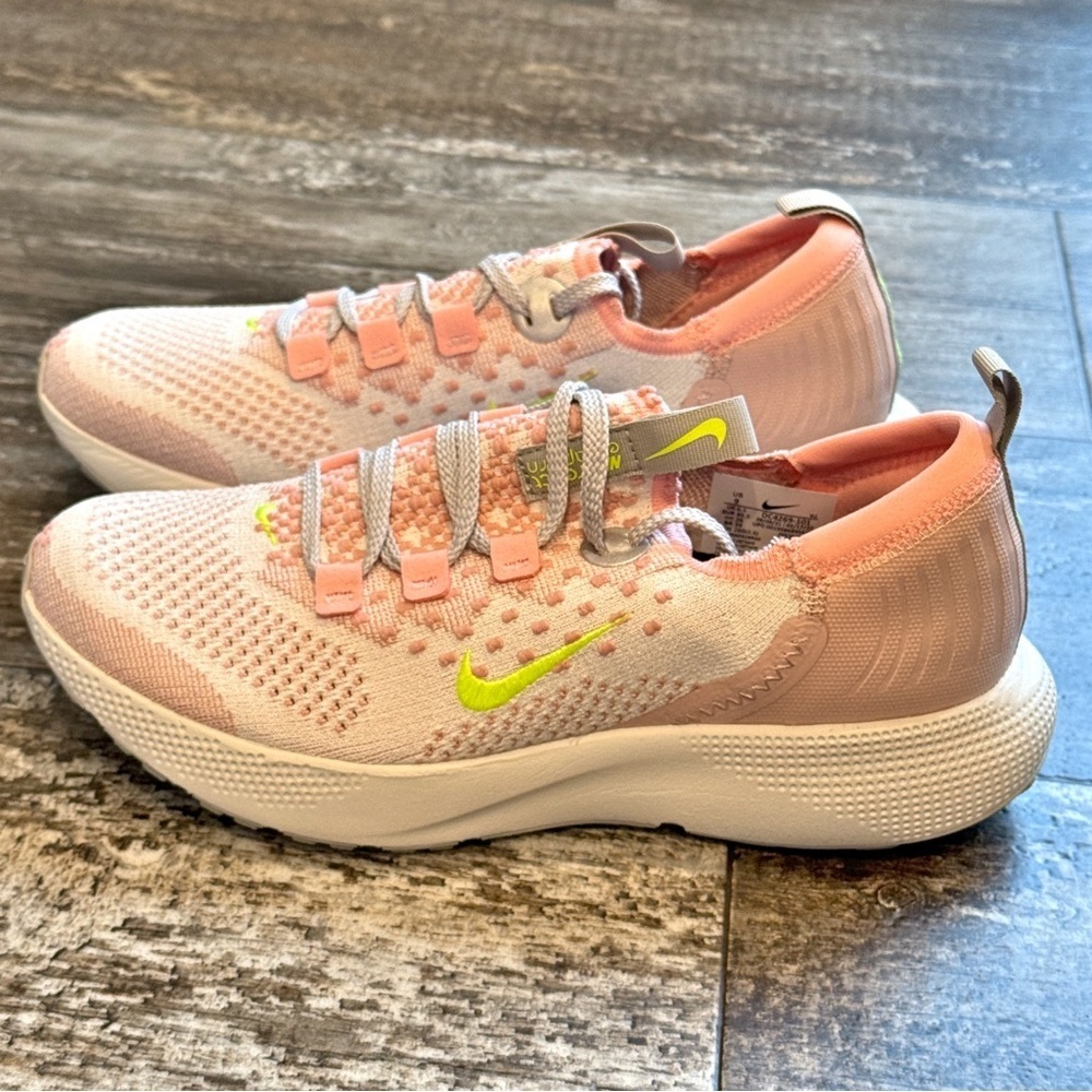 Nike React Escape Run Flyknit Running Shoes‎ Womens Size 9 DC4269-101 - Picture 7 of 10